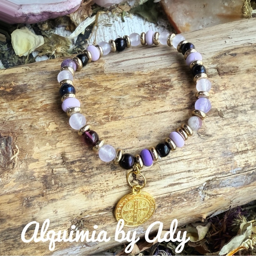 Purple gemstones Beaded bracelet with Elegant Design